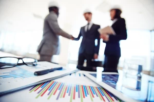 Radzimy jak wynająć zwyżkę taniej